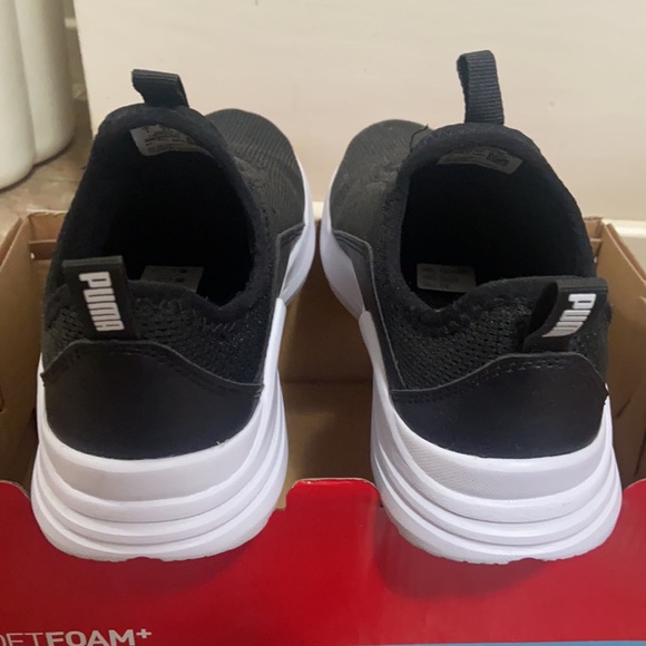 BOYS PUMA Wired Run Rapid Slip on TRAINERS Sneakers 2 C NEW WITH BOX - Picture 6 of 9